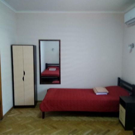 Hotel Tsentralnoho Budynku Khudozhnyka Kiew Exterior foto